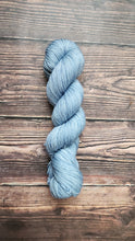 Load image into Gallery viewer, Cerulean colors of the year indie untangled