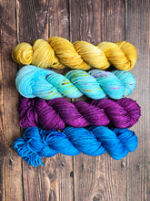 Load image into Gallery viewer, Evergreen Path Shawl Kits