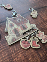 Load image into Gallery viewer, Cottage Trinket Trellis