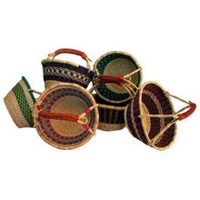 Load image into Gallery viewer, Farm Fresh Eggs Around the World Box kit