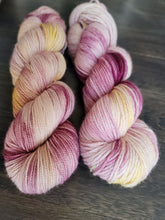 Load image into Gallery viewer, Rose Gold