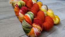 Load image into Gallery viewer, Cozy Autumn 3 skein kit
