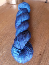 Load image into Gallery viewer, Plaid in the Snow