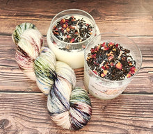 Load image into Gallery viewer, Floral Keepsake