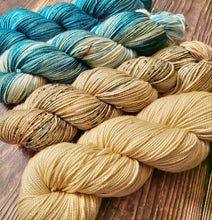 Load image into Gallery viewer, Serene Summer 4 skein kit