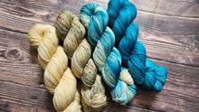 Load image into Gallery viewer, Serene Summer 4 skein kit