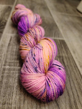 Load image into Gallery viewer, Aura