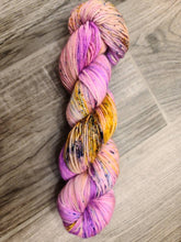 Load image into Gallery viewer, Aura