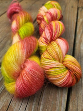 Load image into Gallery viewer, Apple Pickin'