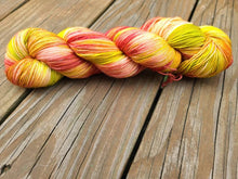 Load image into Gallery viewer, Apple Pickin'