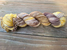 Load image into Gallery viewer, Cozy Cabin