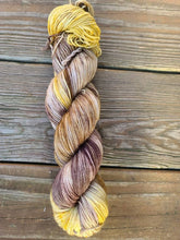 Load image into Gallery viewer, Cozy Cabin