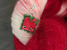 Load image into Gallery viewer, Holiday Yarn Wreath knit gift set