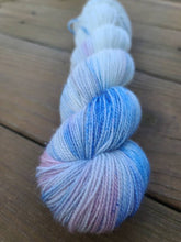 Load image into Gallery viewer, I Smell Snow