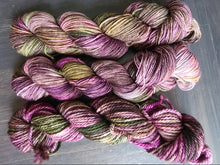 Load image into Gallery viewer, Vineyard