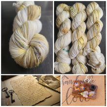 Load image into Gallery viewer, Vintage Love Letters