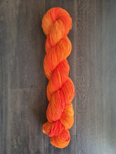 Load image into Gallery viewer, Glow in the Dark 3 skein kit