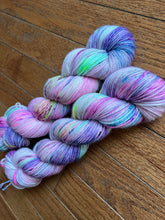 Load image into Gallery viewer, Retro Galentine’s Day single skein