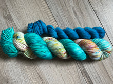 Load image into Gallery viewer, Dive in the waters fine Sock Sets
