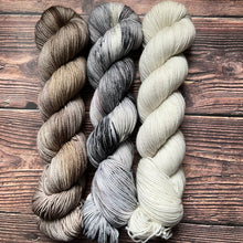 Load image into Gallery viewer, Woolen wild & free 3 skein kits