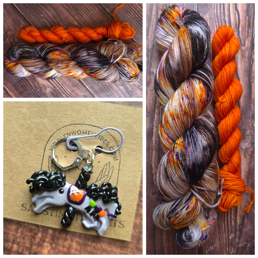 Haunted Carousel sock set