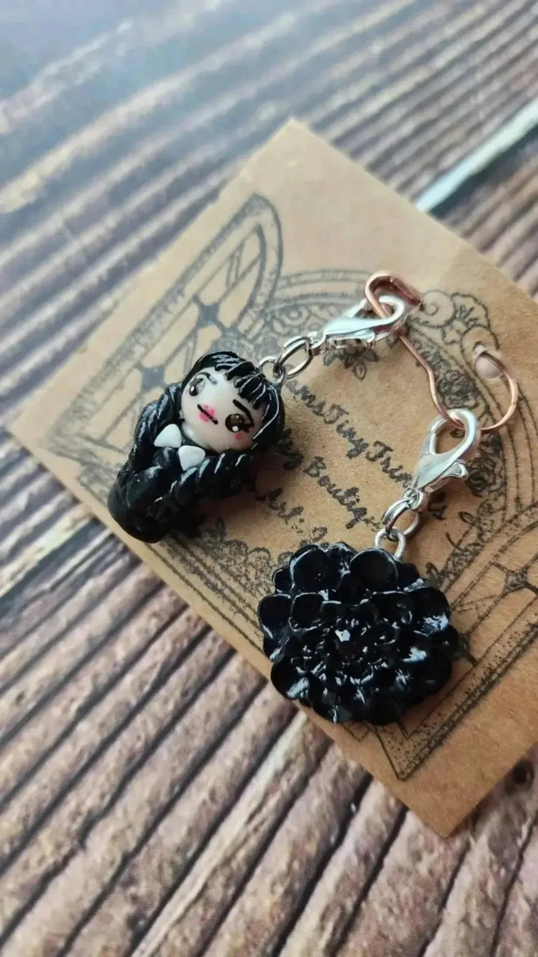 Gothic girl trinket pack
