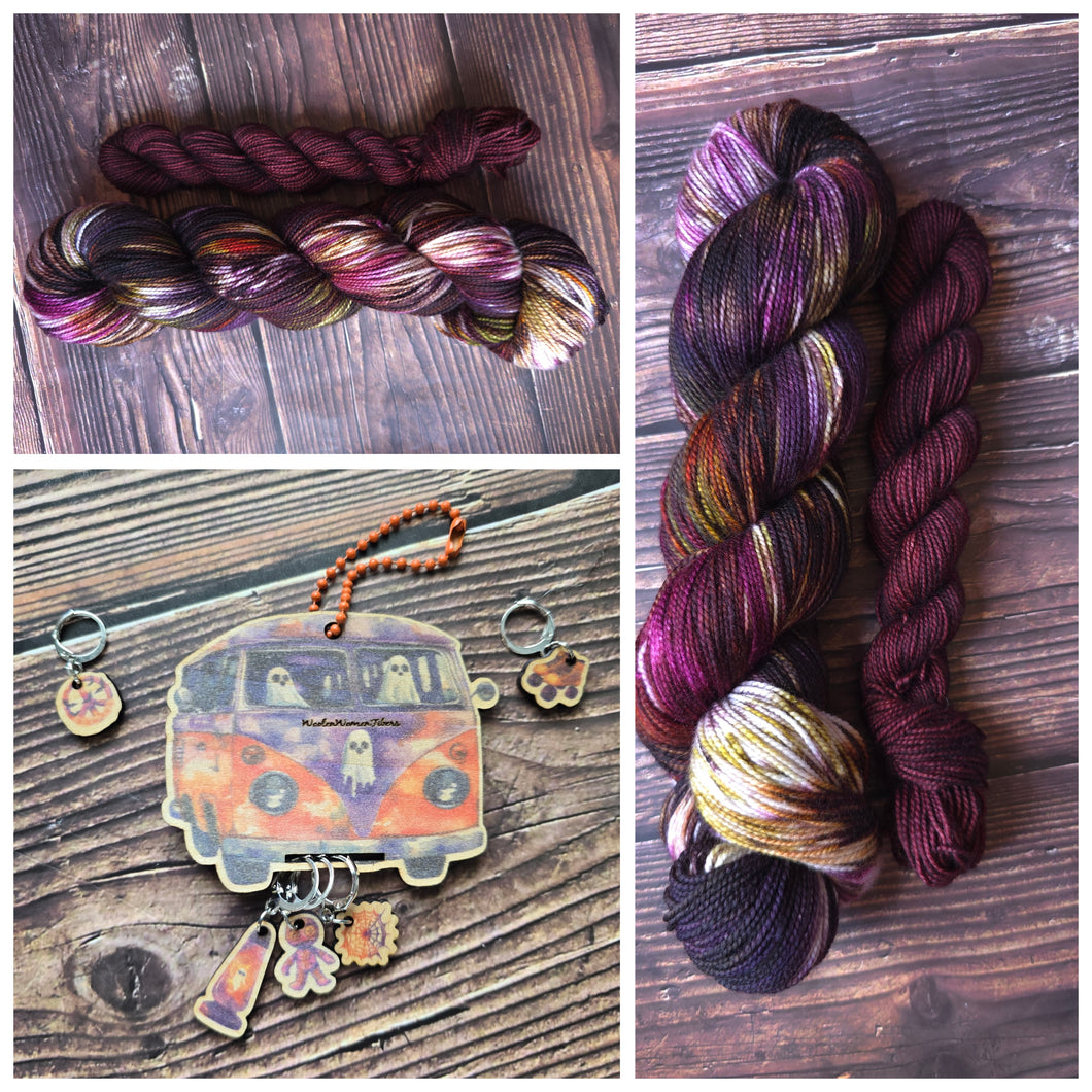 Pumpkin Patch After Dark sock set