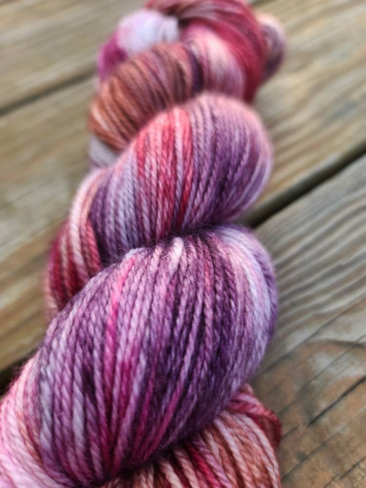 Indie-Dyed Yarn|Japanese Maple – WoolenWomenFibers