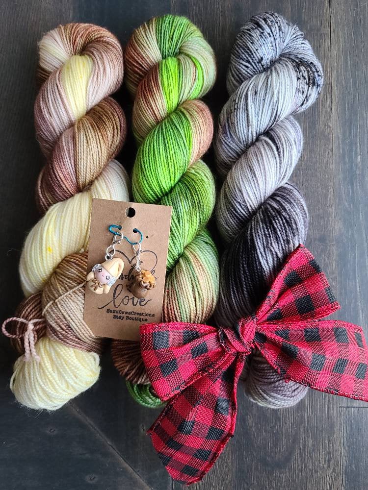 Bah Humbug shawl yarn kit