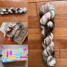 Load image into Gallery viewer, Classic &amp; Creamy sock set
