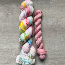 Load image into Gallery viewer, Sweet Treat sock set
